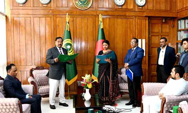 Nusrat Tabassum takes oath as MP in reserved women's seat of JS