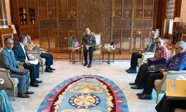 Anwar Ibrahim invites Tarique Rahman to visit Malaysia