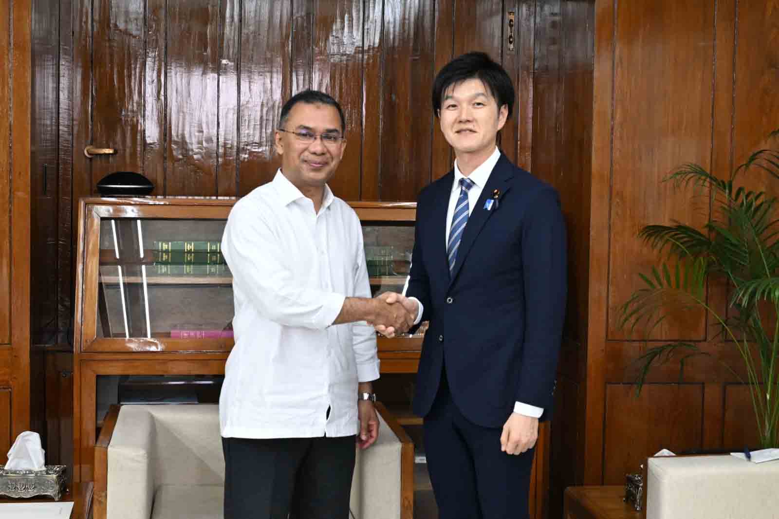 Japan govt’s high-level delegation calls on PM