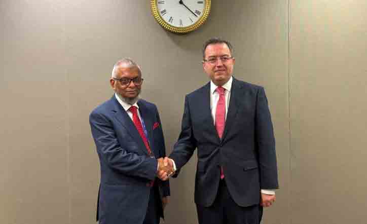 OIC Labour Center DG meets Bangladesh Labour Minister in Geneva