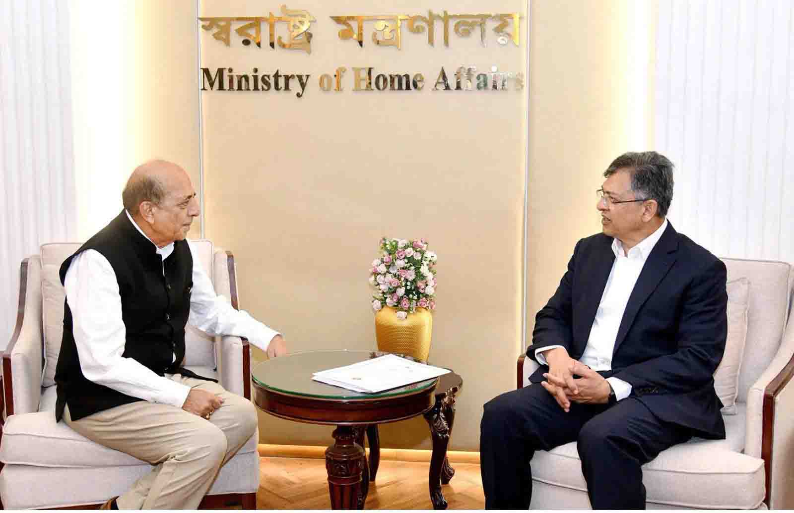 Indian High Commissioner stresses dialogue to resolve bilateral issues