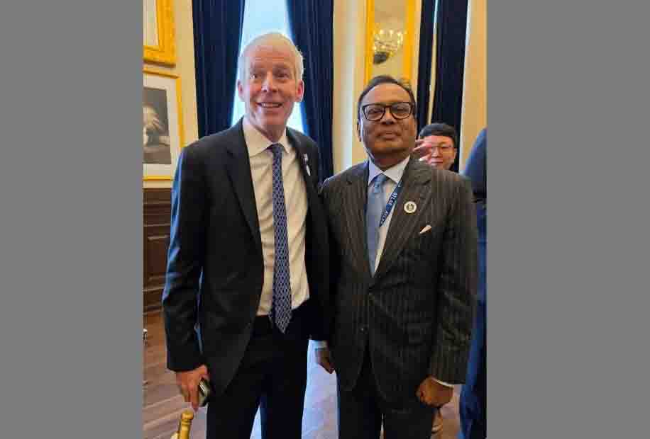 Faqir Mahbub, US Energy Secretary hold bilateral meeting