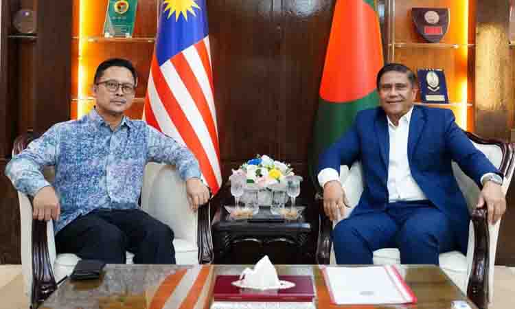 Malaysian envoy calls on Defence Adviser