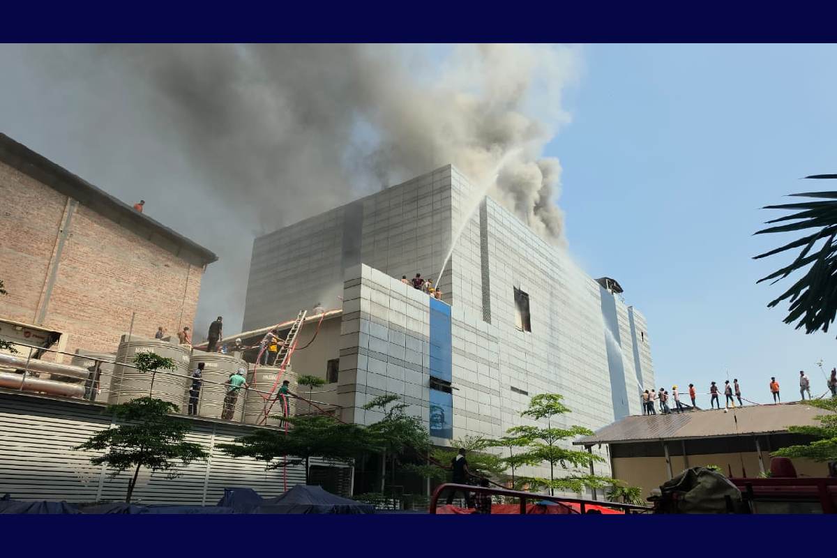 Fire breaks out at Essential Drug International in Tongi
