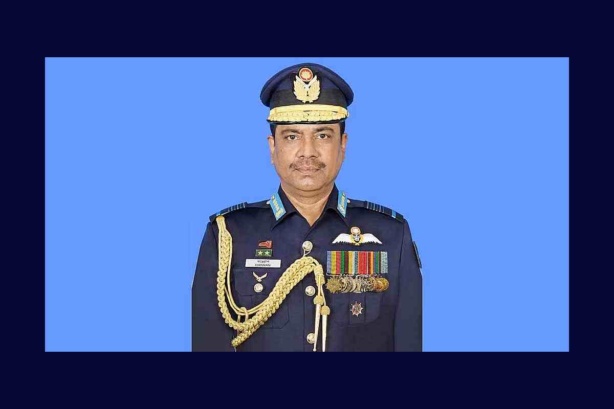 Former air chief Hannan arrested in Qatar in corruption case