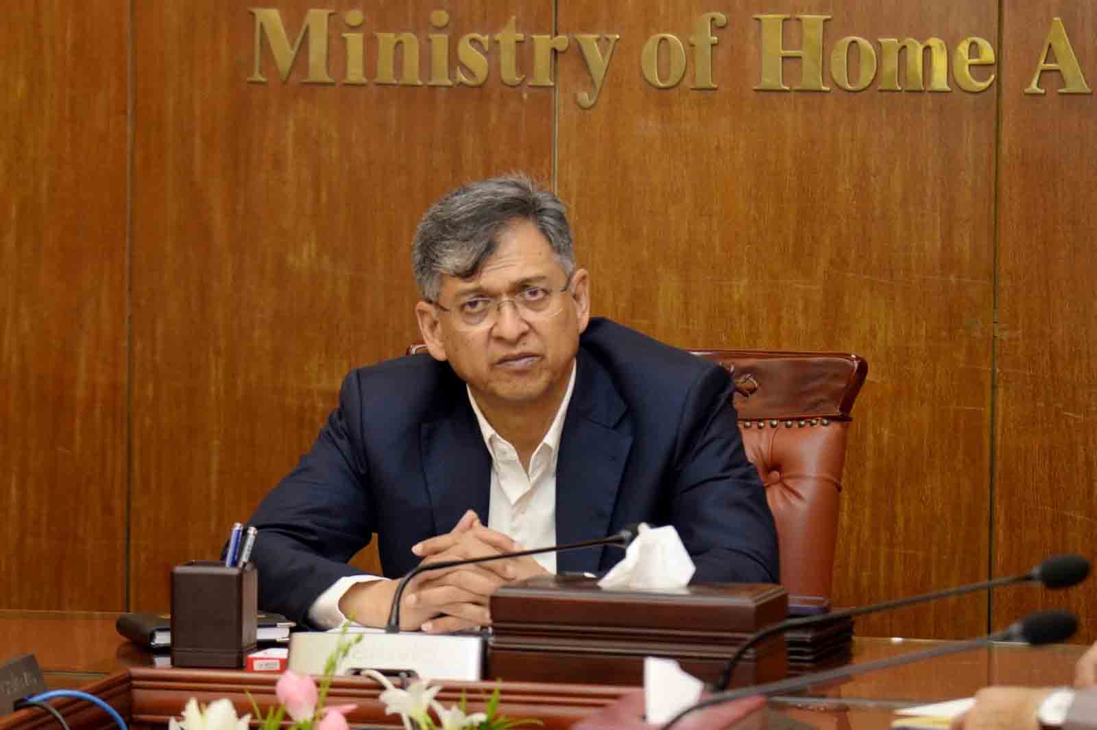 সরকার আইনি সংস্কার ও সীমান্ত নিরাপত্তা জোরদার করার উদ্যোগ নিয়েছে : স্বরাষ্ট্রমন্ত্রী