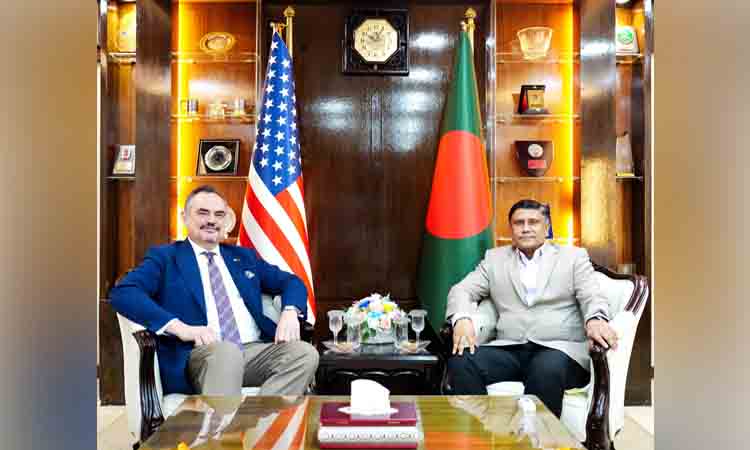 প্রধানমন্ত্রীর প্রতিরক্ষা উপদেষ্টার সঙ্গে মার্কিন রাষ্ট্রদূতের সাক্ষাৎ